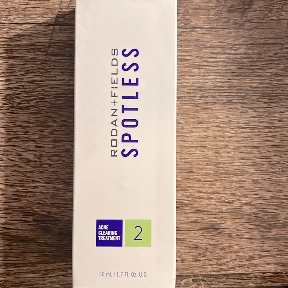 Rodan + Fields SPOTLESS acne clearing treatment